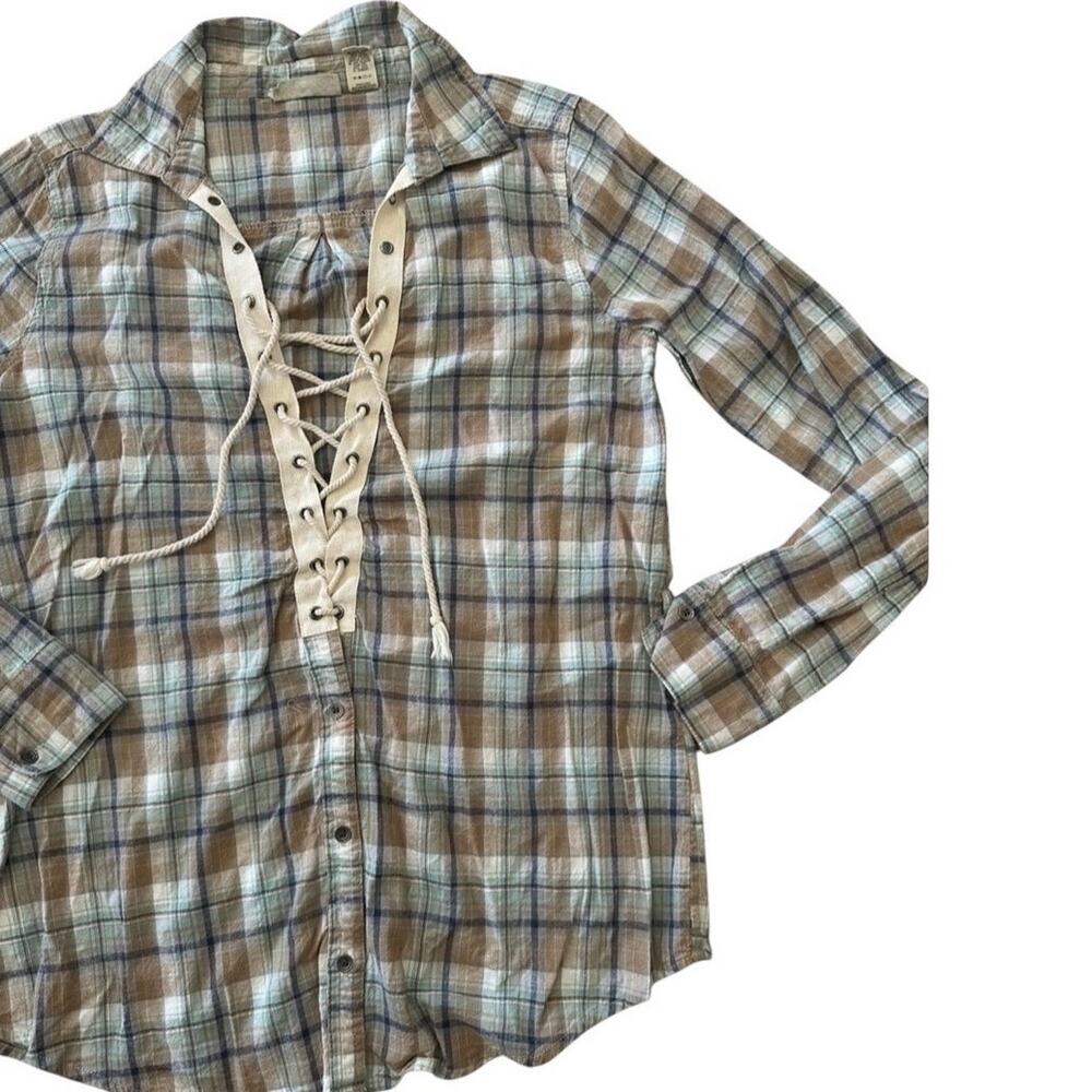 Gimmicks BKE m lace up plaid v neck top cotton longsleeve sexy buckle brand